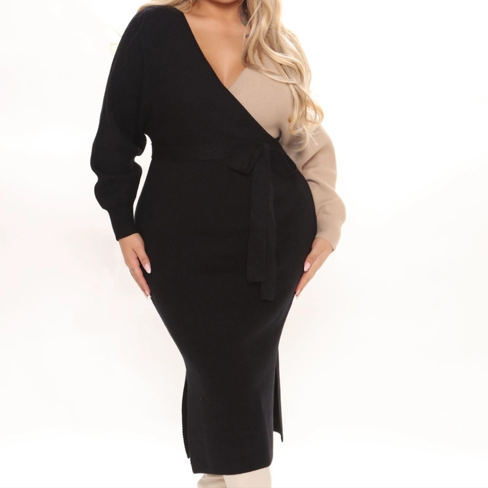 Mona Colorblock Midi Sweater Dress